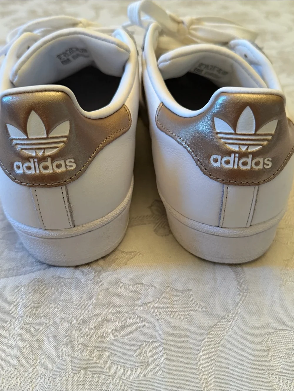 Adidas Women’s Superstar White Gold Metallic Shell-Toe Shoes Retro Size 9 - Picture 5 of 11
